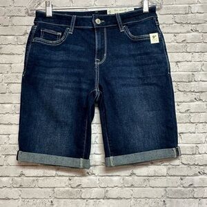Arizona Jeans Co. Womens Size 5 Jean Bermuda Shorts Mid Rise Cuffed NEW